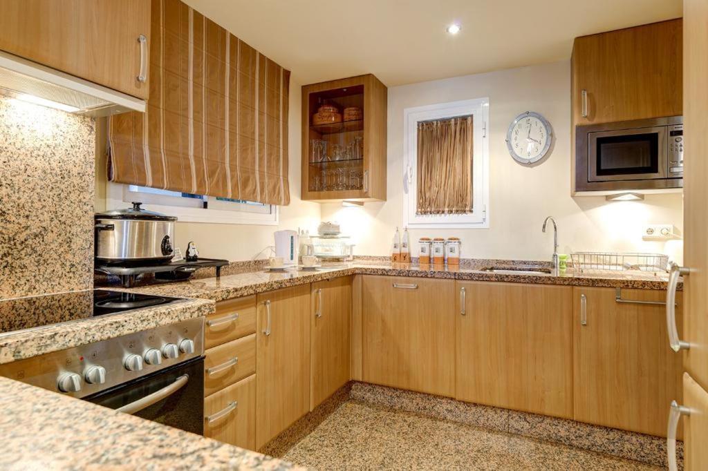 Frontline Beach Apartment - Sinfonia Del Mar Estepona Buitenkant foto